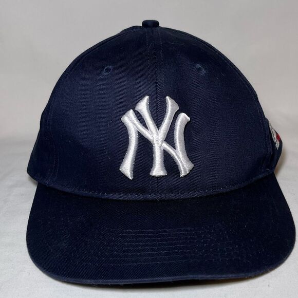 MLB New York Yankees  Adjustable Strap Baseball Cap Hat Navy Velcro Strap - Picture 1 of 7